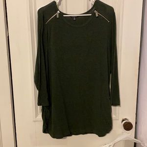 Dark green long sleeved shirt